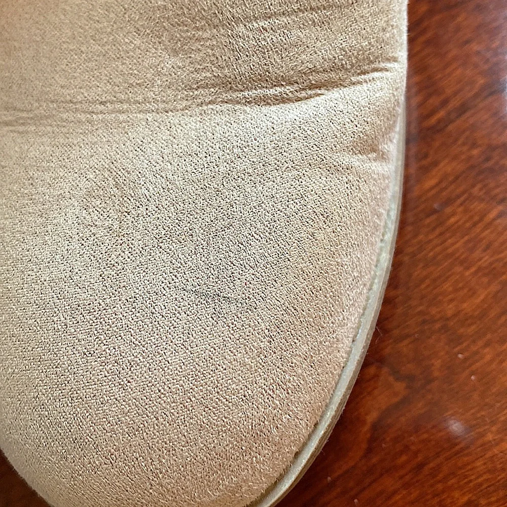 Arizona Jeans Co Memory Foam Cream SZ 6 Coastal Cowgirl Chic Suede Ankle Boots